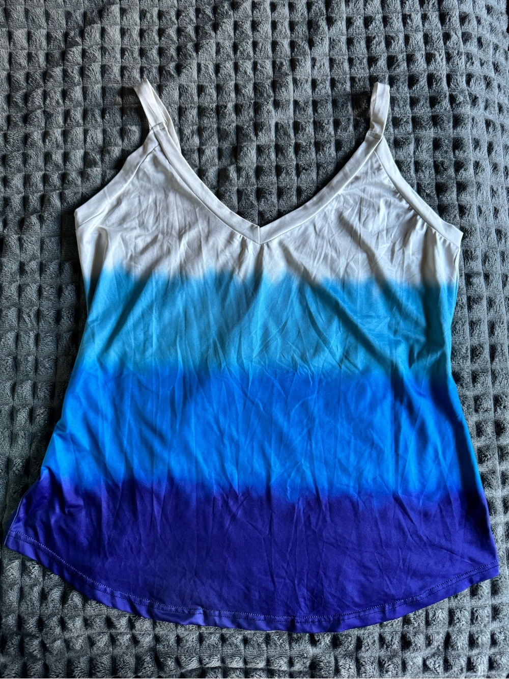 NWOT Gradient Blue Ombre V-Neck Cami Tank Top Womens Summer Shirt Blouse